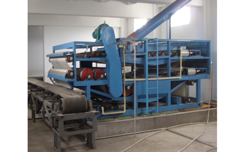 DY型帶式壓榨過濾機